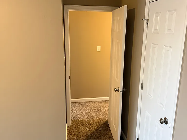 3600 SW 29th Ter #A — Photo 14