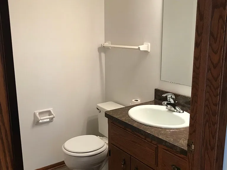 6846 S Ash St — Photo 9