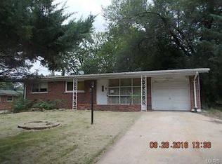 10532 Chickering Dr, Saint Louis, MO 63136