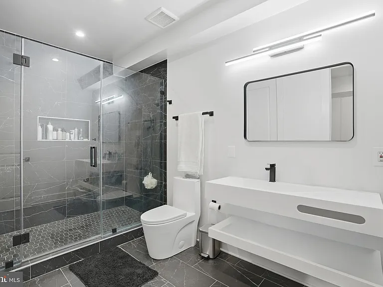 1513 Oakview Dr — Photo 84