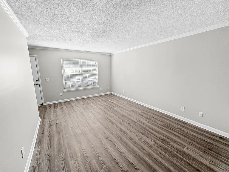 Summers Run Apartments — Photo 6