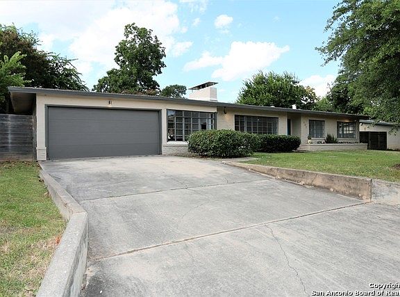 2nd image of 137 Harriet Dr