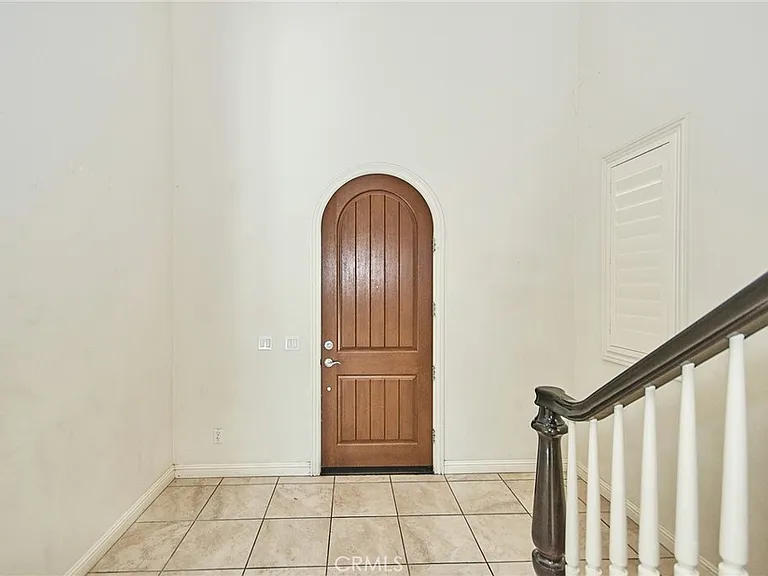 115 Mesa Verde Ln — Photo 4