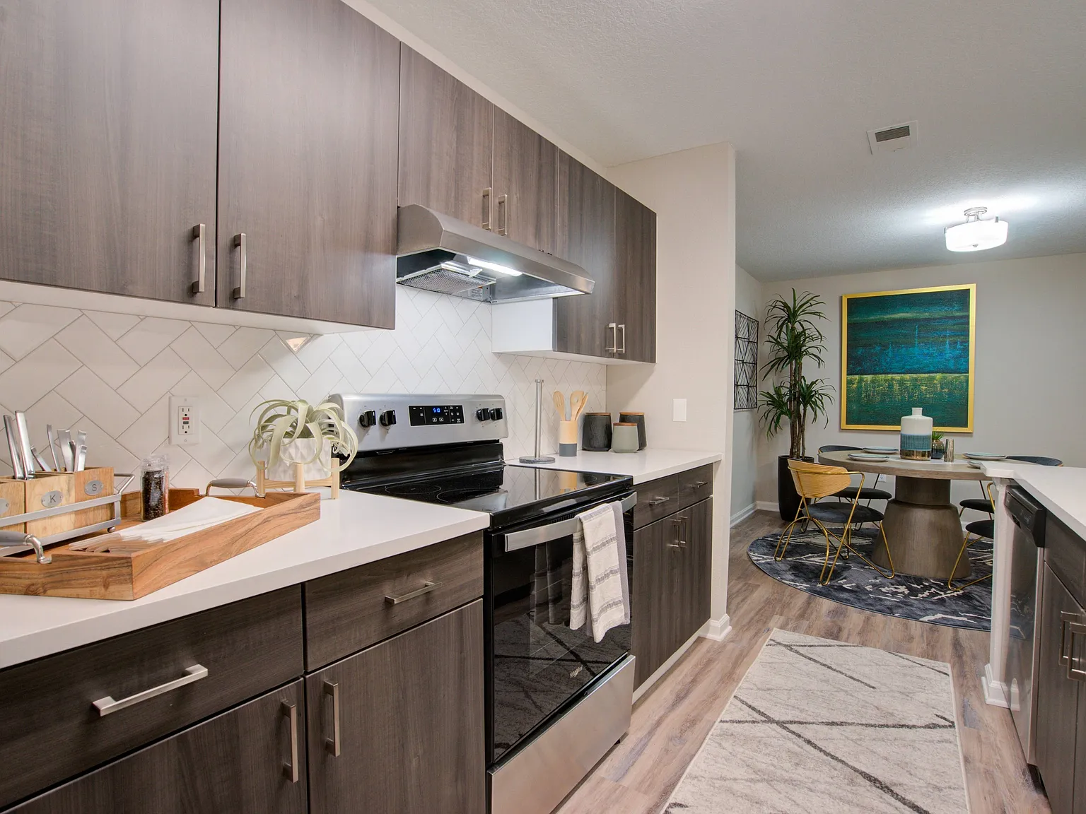 Rocky Creek Apartments — Photo 4