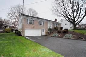 2nd image of 146 E Charlotte St