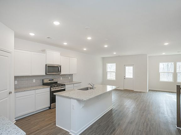 5th image of 245 Brook Avenue Lot #9