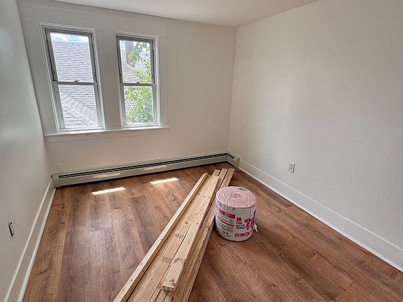 5th image of 23-25 Bowdoin St #3