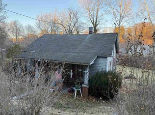 554 Monroe Ave, Pulaski, VA 24301