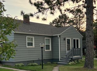 1008 Douglas Ave, Eveleth, MN 55734