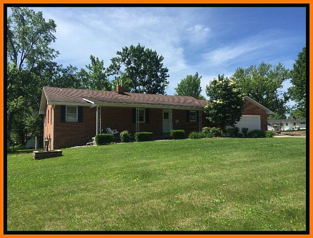 1st image of 4 Vista Dr
