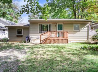 663 Midway Ave, Holland, MI 49423