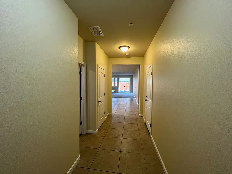 1484 Rock Springs Ave — Photo 28