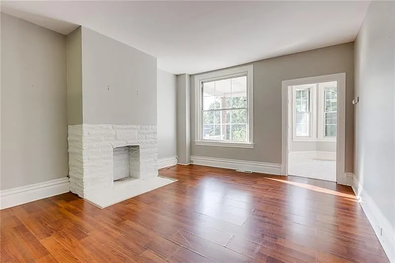 4 bed, 1962 sqft, $1,800 — Photo 2