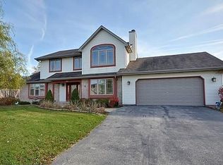 305 Martin Dr, Fredonia, WI 53021