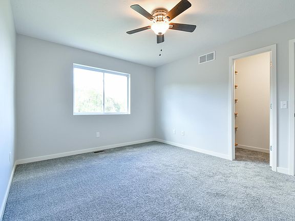 5th image of 4944 W Madison Pl