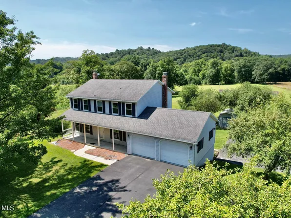 10137 Hyndman Rd, Manns Choice, PA 15550