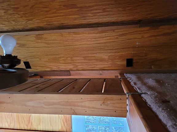 Catwalk in between upstairs bedrooms