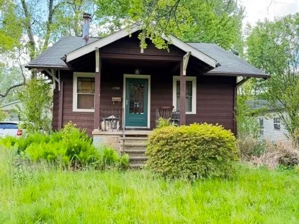 1706 Hampton Rd, Akron, OH 44305