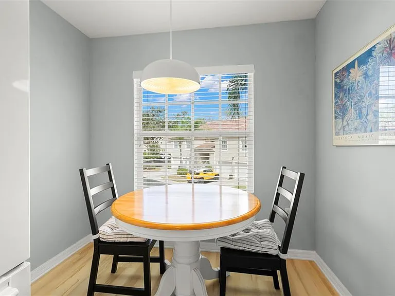 6758 Fairview Ter — Photo 7