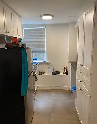 2nd image of 1385 W 11th Ave
