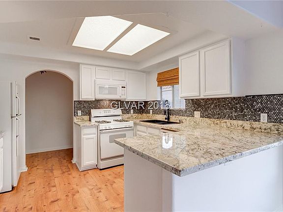 3rd image of 8408 Running Deer Ave Unit 202