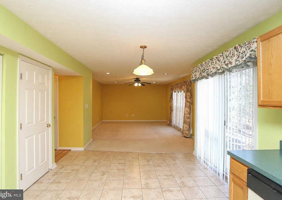 1st image of 113 Foxtrap Dr