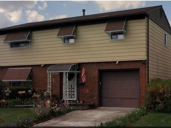 1428 Wayland Dr, Columbus, OH 43207