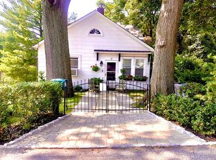 15 Tunis Ave, Bronxville, NY 10708