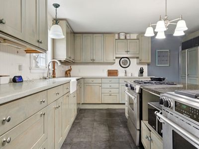 11 Turnpike Road, Grafton, NH, 03240