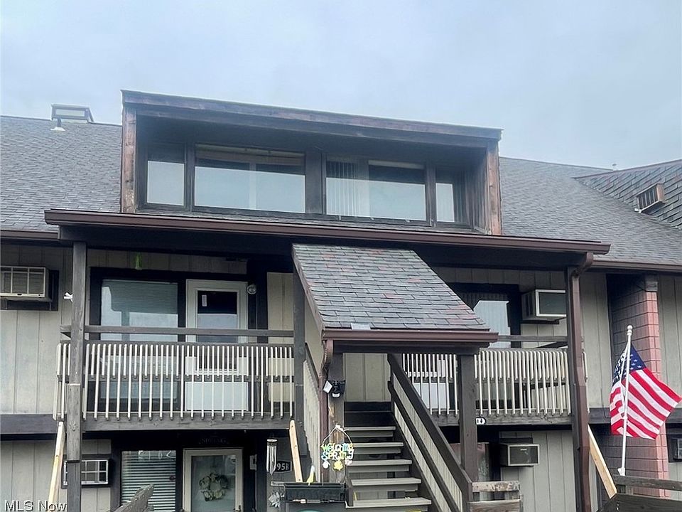 1st image of 1595 Treetop Trl APT A