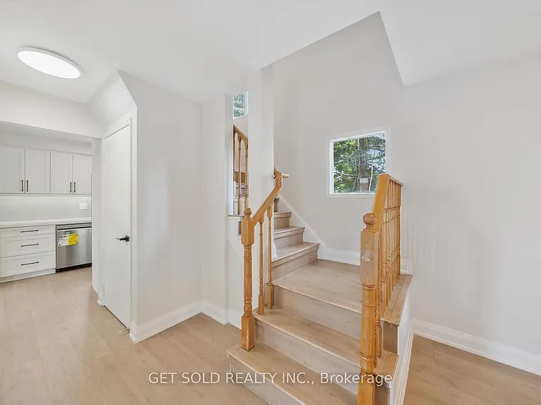 232 Kozlov St — Photo 14