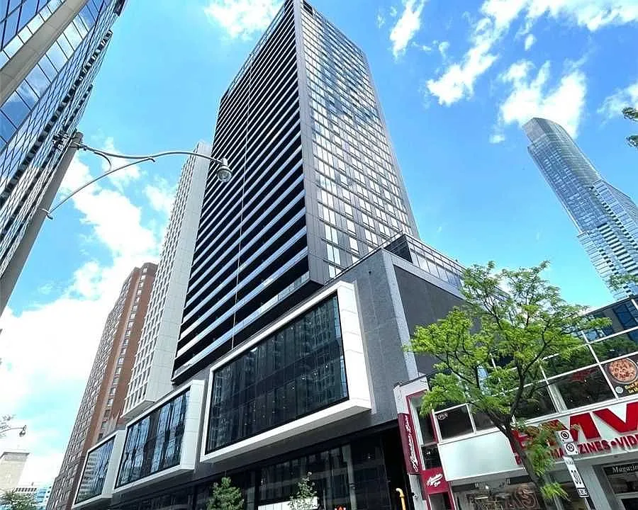 20 Edward St #2409