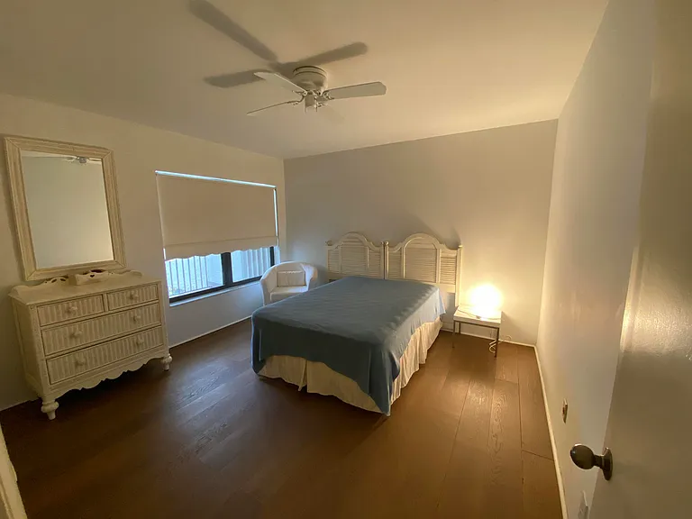 5801 N Ocean Blvd #208 — Photo 7