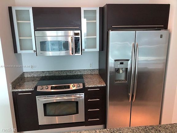 2nd image of 951 Brickell Ave APT 2703
