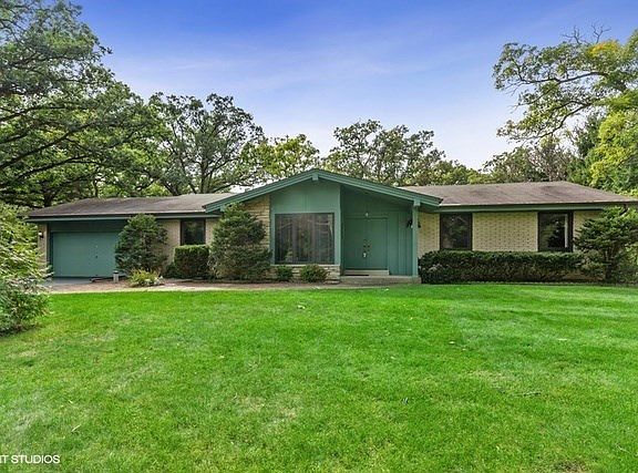 Well maintained on the inside and out.