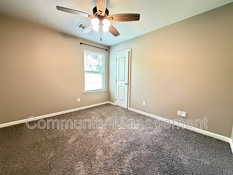 30891 Clearview Ct — Photo 11