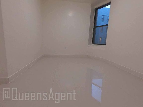 4th image of 43-30 46th St #4E