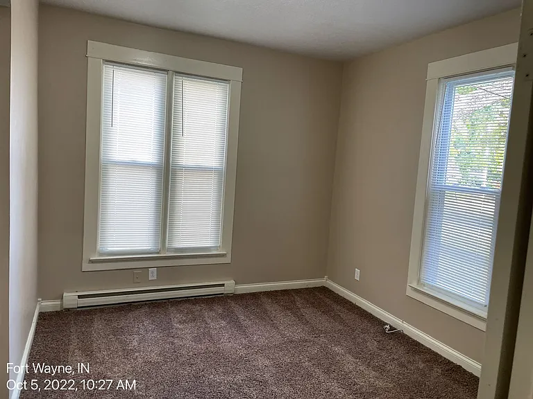 832 Columbia Ave — Photo 6