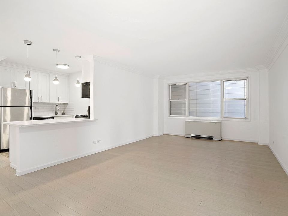 1st image of 440 E 62nd St APT 10A