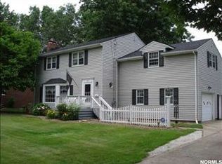 1463 Forrest Dr, Barberton, OH 44203