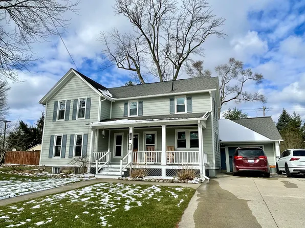 784 S Main St, Chelsea, MI 48118