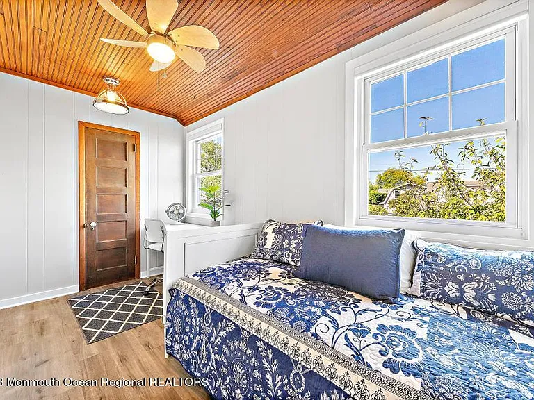 27 Shrewsbury Dr — Photo 44