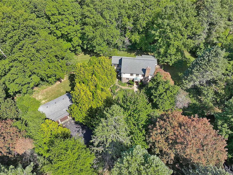 1st image of 560 Van Alstyne Rd