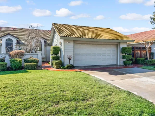 1229 W Bullard Ave APT 103, Fresno, CA 93711