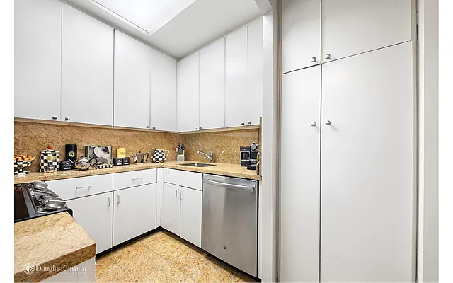 Sold by Douglas Elliman | media 4