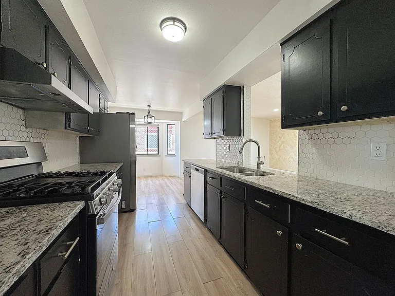 10617 Josie Pl — Photo 15