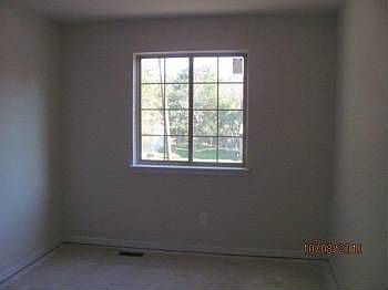 3rd image of 23400 Joy St