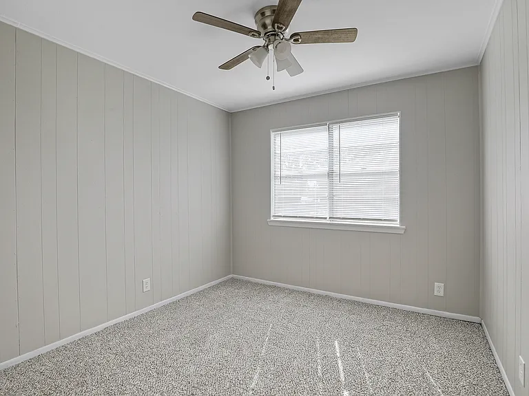 208 D St — Photo 7