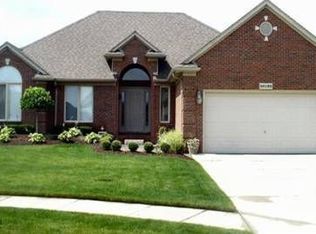 43600 Bufflehead Ln, Clinton Township, MI 48038