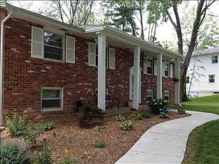 3rd image of 4012 E Saratoga Dr
